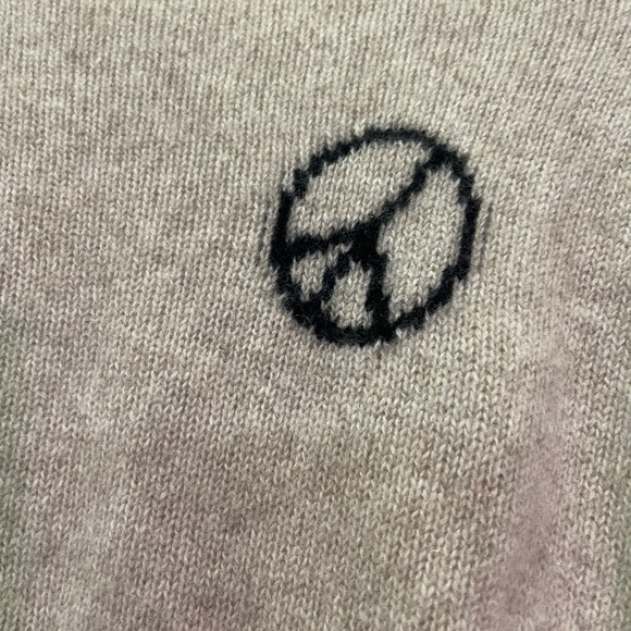 360 Cashmere Santi Beige Black Sweater Hamsa Peace Sign Sz Small - Picture 8 of 9